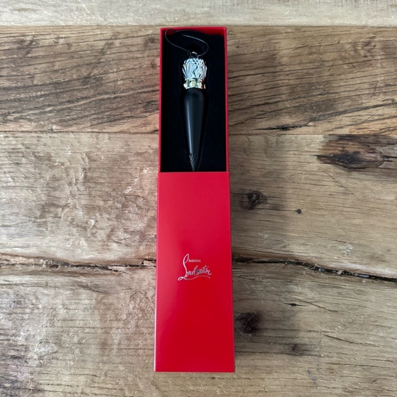 NEW IN BOX Christian Louboutin Velvet Matte Lipstick~Bare Rococotte(013M) 💋 - Picture 7 of 13